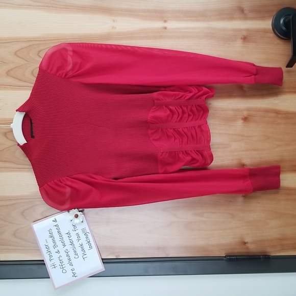 Almost Famous Women's Top - Picture 1 of 7